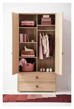 FLEXA - Popsicle Tøyskap Cherry 202x101cm -Oppbevaringsmøbler Salg 2024 flexa popsicle klaedeskab cherry 202x101cm klaedeskab FL00646 7 8edb