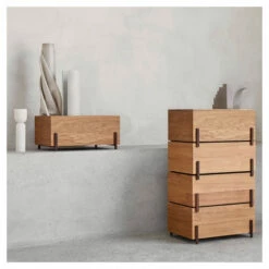 Kristina Dam Studio Stack Oppbevaringsboks, Eik -Oppbevaringsmøbler Salg 2024 kristina dam studio stack opbevaringsboks eg kasse KD00032 4 a385