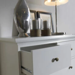 Paris Kommode - 139,7x96,2 16 Paris Kommode - 139,7x96,2 -Oppbevaringsmøbler Salg 2024 paris kommode hvid m6 skuffer kommoder TV00335 9 17c7